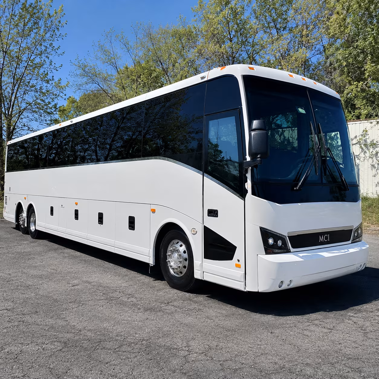 corporate and conference airport shuttle buses in redding ca