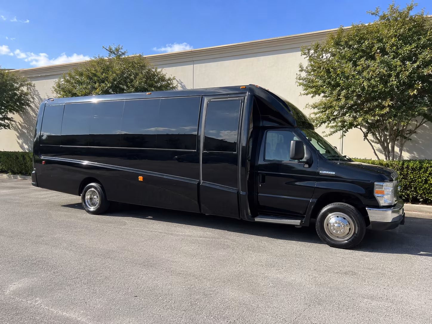 holiday party bus rental