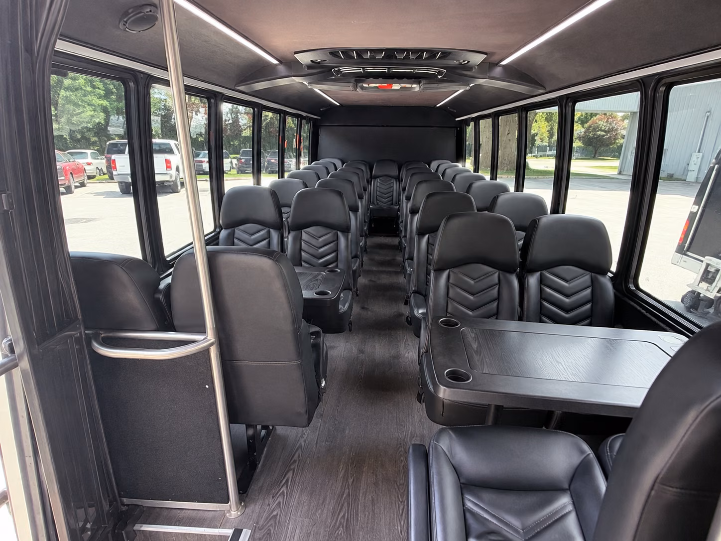 minibus wine tour rentals for small groups exploring northern california tasting rooms