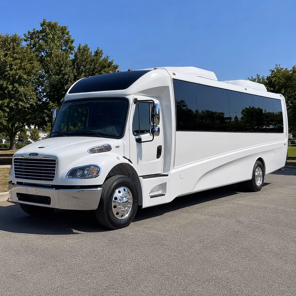 redding 30 passenger minibus