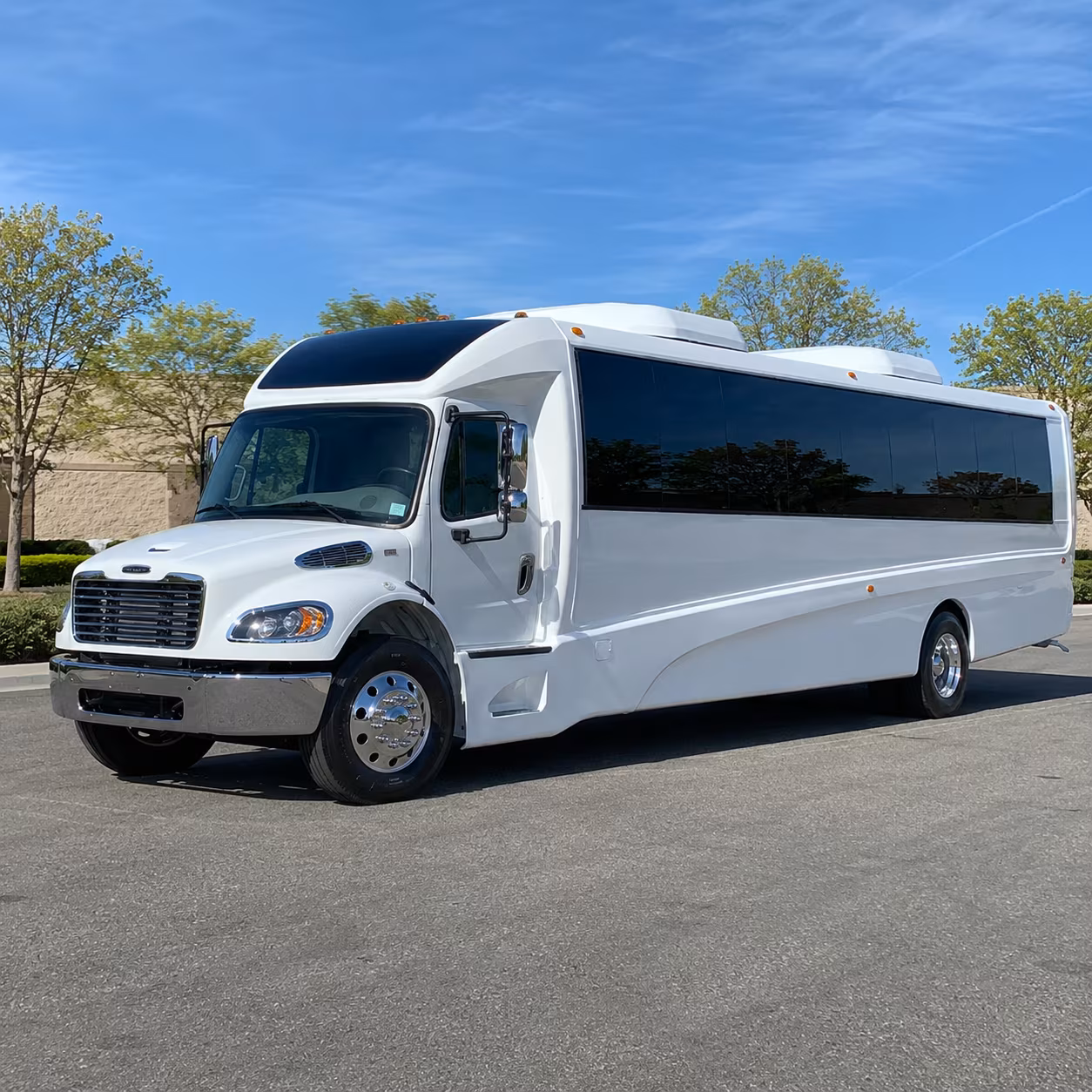 redding 35 passenger minibus